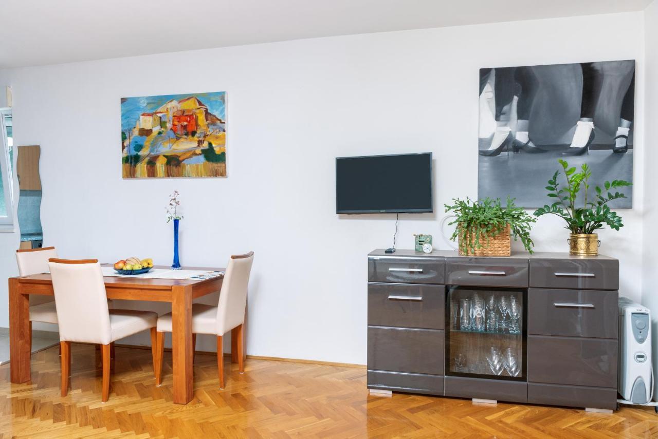 2 Minutes On Foot Marija, Cozy Sea View Balcony Garage Podstrana